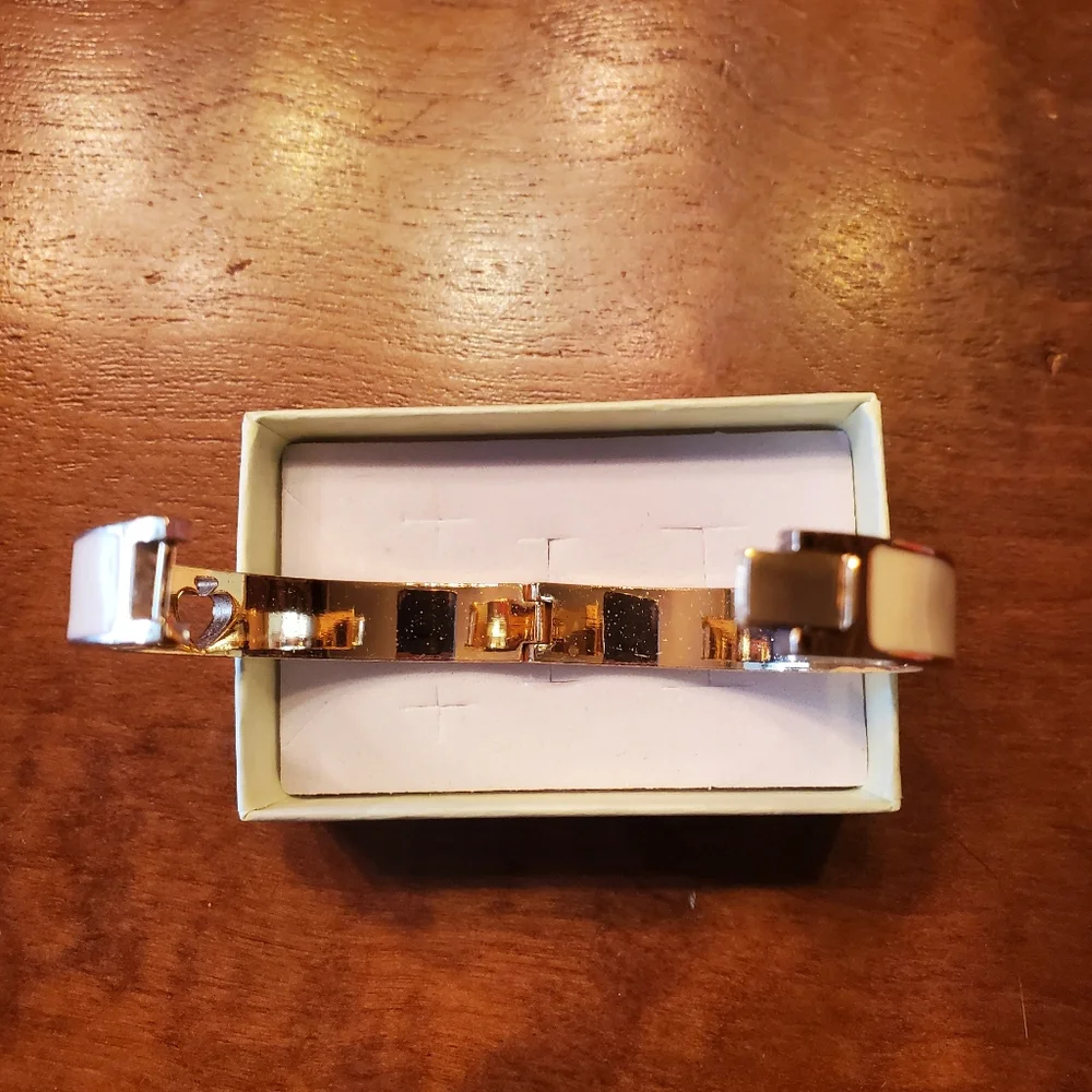 Kate Spade Off White Enamel & Gold Tone Logo Hinged Bangle Bracelet - Picture 6 of 13